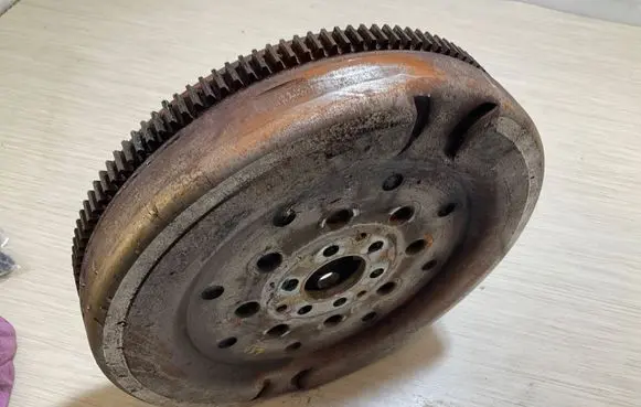 Audi Q3 8U Flywheel 03L105266DC