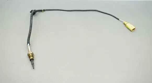 Audi Q7 4M Oil temperature sensor 4M0906088AB