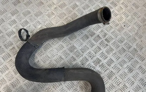 Intercooler hose/pipe