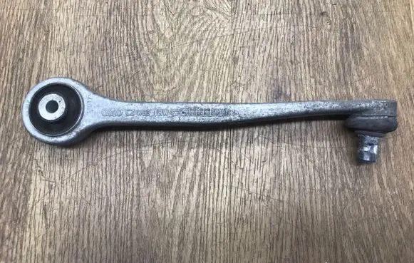 Porsche Macan (95B) Front control arm 8K0505P