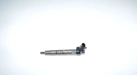 BMW 5 F10 F11 Fuel injector 7823461 13537823462 7823462