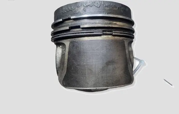 Volkswagen Golf VI Piston CAY