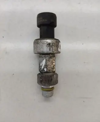 Nissan Qashqai Air conditioning (A/C) pressure sensor 7700417506