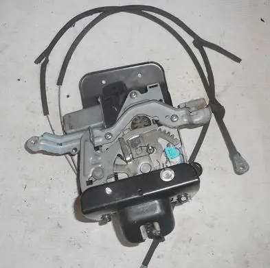 Nissan X-Trail T32 Tailgate/trunk/boot lock/catch/latch