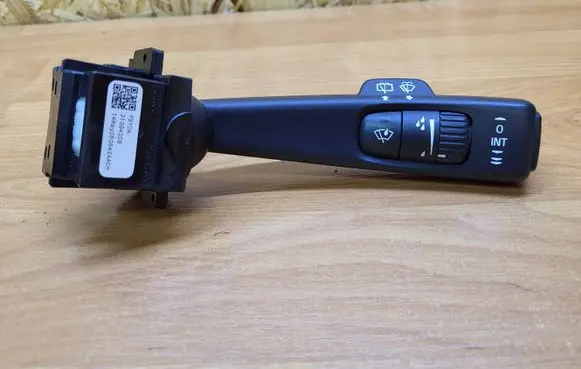 Volvo XC60 Wiper control stalk 31394008 4V050642AACH
