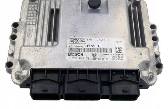 Ford Focus Engine control unit/module 8M5112A650LE