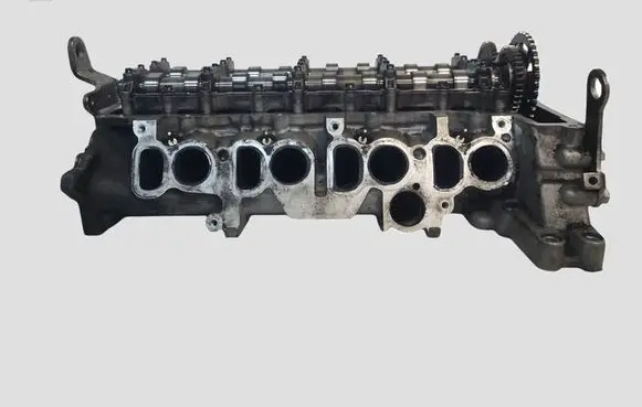 BMW 1 E81 E87 Engine head 7797678 7797511 778109304