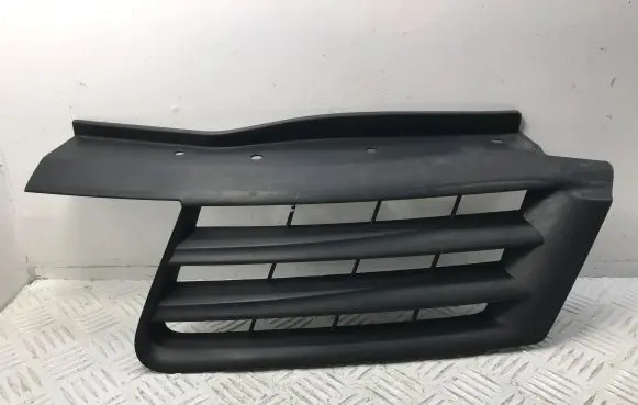 Renault Espace - Grand espace IV Front bumper upper radiator grill 7701208941 G000173881