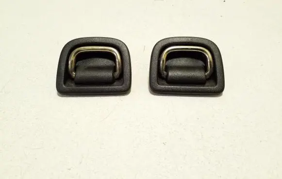 Volkswagen Tiguan Tie down hook / loop 8V0863503B