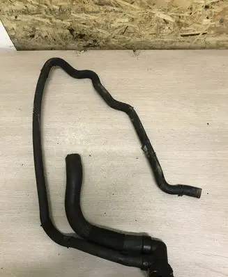 Opel Insignia A Engine coolant pipe/hose