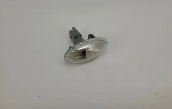 Peugeot Partner Front fender indicator light 