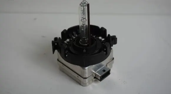 Saab 9-3 Ver2 Xenon bulb 66142 90168101 029947