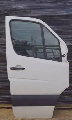 Mercedes-Benz Sprinter W906 Front door 