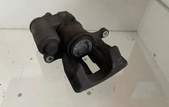 Audi A6 S6 C6 4F Rear brake caliper