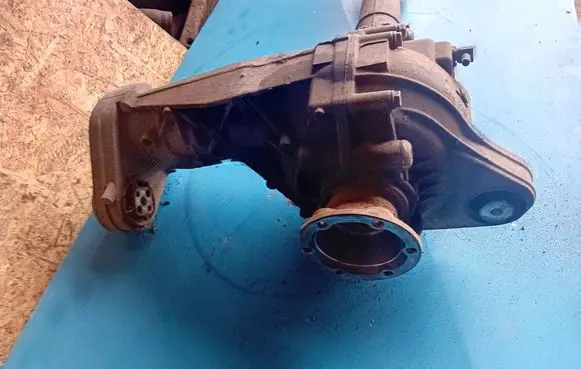 Volkswagen Touareg I Front differential 99035