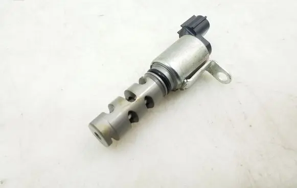 Toyota Prius+ (ZVW40) Oil pressure sensor 153300T050