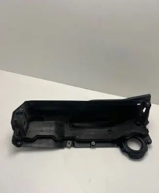 BMW 5 E60 E61 Engine cover (trim) 15383001