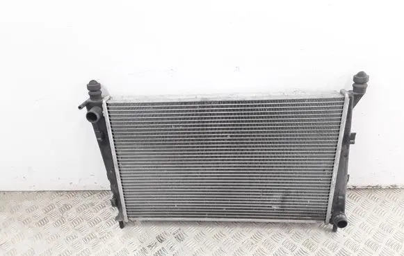 Jaguar X-Type Coolant radiator