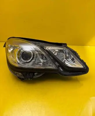 Mercedes-Benz E W212 Headlight/headlamp A2128202061