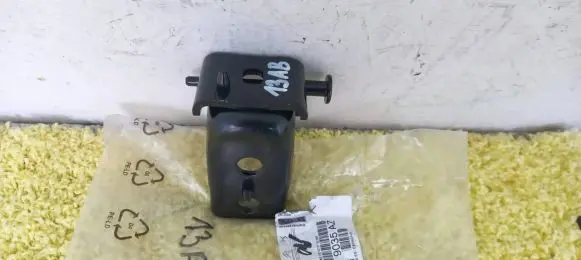 Peugeot 3008 I Front door lower hinge 9035AZ
