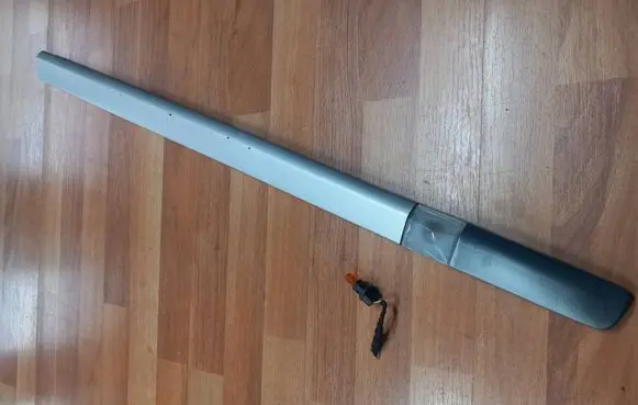Renault Clio III Front door trim (molding) 8200289913 7701476430