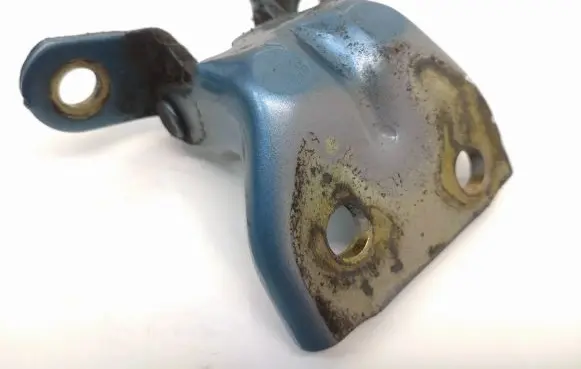 Hyundai Tucson JM Rear door upper hinge