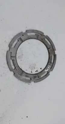 BMW 5 F10 F11 In tank fuel pump screw locking ring/nut 7188565