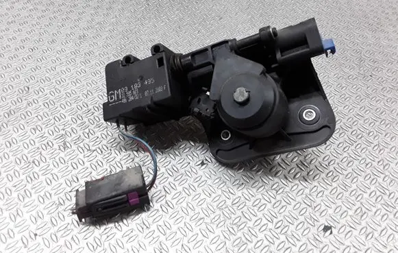 Opel Meriva A Tailgate exterior lock 09183495
