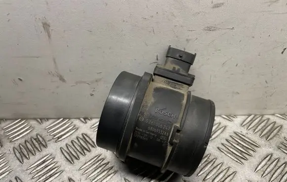 Jeep Grand Cherokee Mass air flow meter 68069532AA