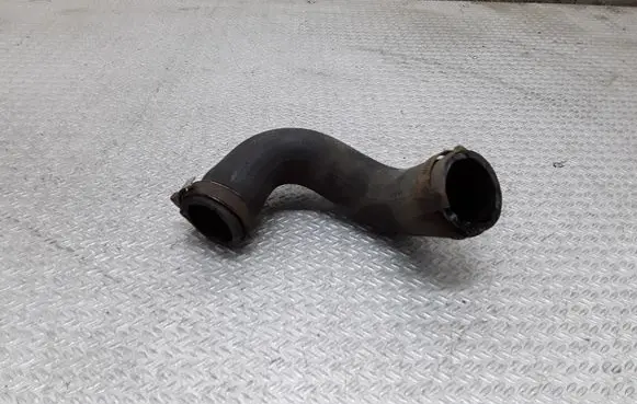 Intercooler hose/pipe