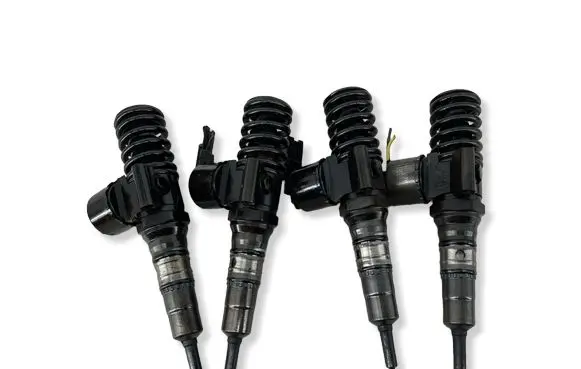Audi A6 S6 C6 4F Fuel injectors set 0414720404