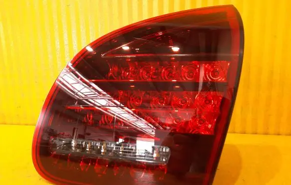 Porsche Cayenne (9PA) Rear/tail lights 7P5945094R