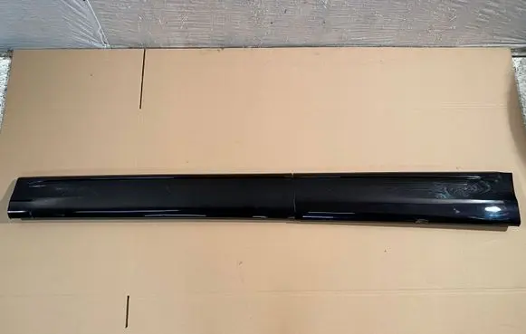 Audi Q8 Front door trim (molding) 4M8853959