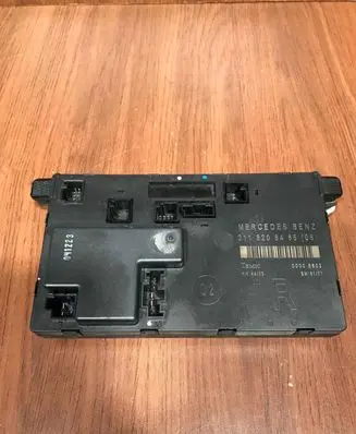 Mercedes-Benz E W211 Door control unit/module A2118208485 00006802