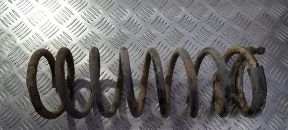 Ford Mondeo MK II Rear coil spring