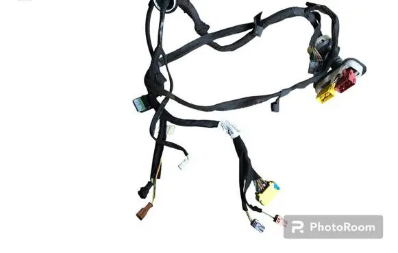 Peugeot 5008 Front door wiring loom 9672305480