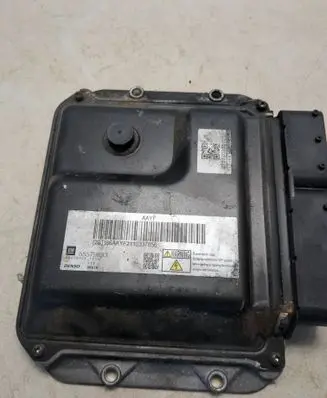 Opel Astra H Engine control unit/module 55579893 86AAYZ2110337056