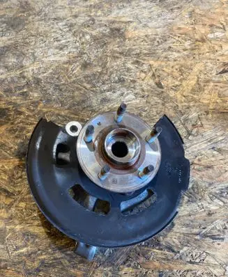 Opel Astra K Front wheel hub 13517459 695687626 24104000000