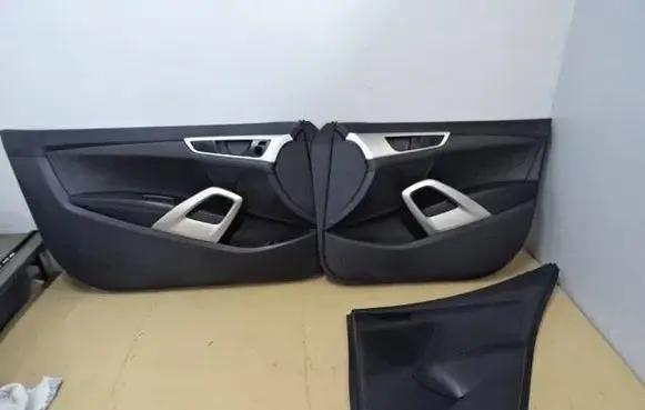 Hyundai Veloster Door card panel trim set 