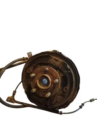 Subaru Forester SF Rear wheel hub