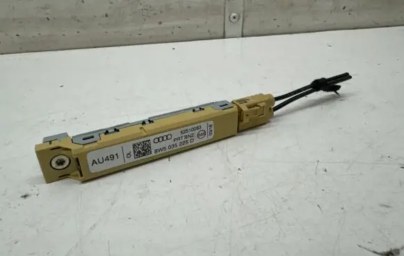 Audi A4 S4 B9 Interior comfort aerial antenna 8W5035225D
