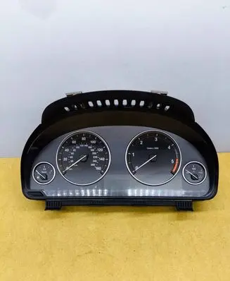 Speedometer (instrument cluster)