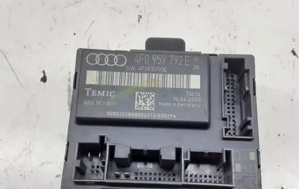 Audi A6 S6 C6 4F Door control unit/module 4F0959792E