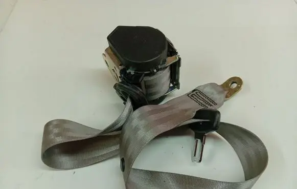 Audi A6 S6 C6 4F Middle seatbelt (rear) 4F0857807K
