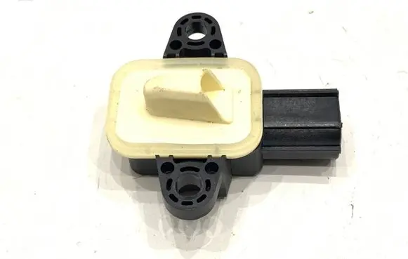 Volvo XC60 Airbag deployment crash/impact sensor 31471578