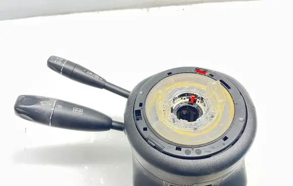 Mercedes-Benz C W204 Wiper turn signal indicator stalk/switch A2049000304