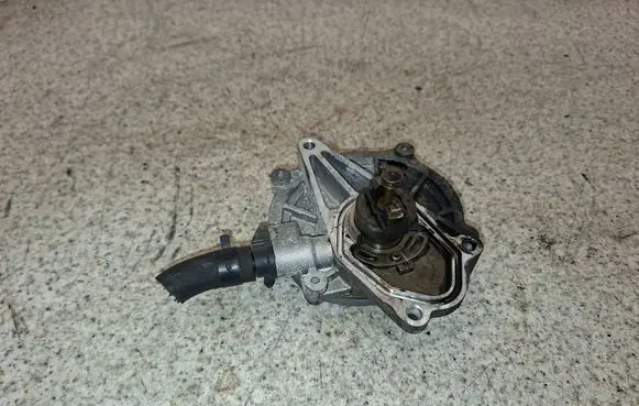 Hyundai ix35 Vacuum pump 288102A500 14B03017062