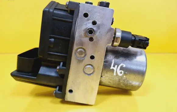 Audi A8 S8 D3 4E ABS Pump 4E0614517E 4E0614517A 0265950088
