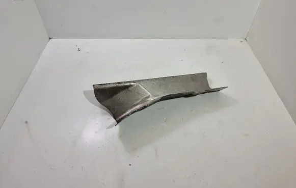 BMW 5 F10 F11 Heat shield in engine bay 51487185204 7185204