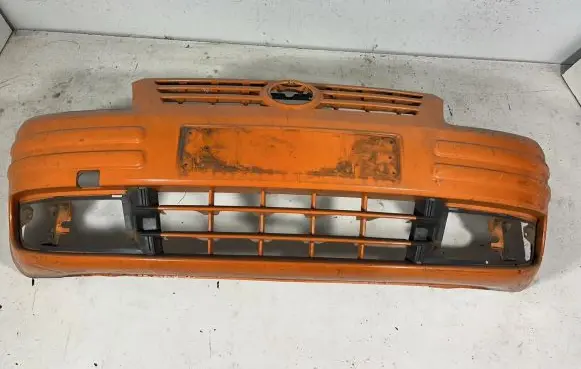Volkswagen Caddy Front bumper 2K0807231